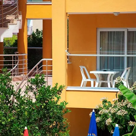 Aparthotel Begonville 3*