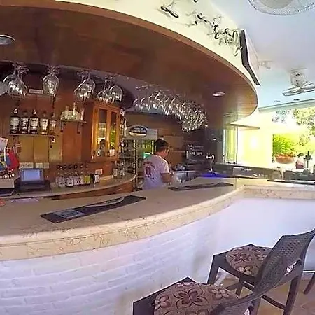 Begonville Apart-hotel 4*