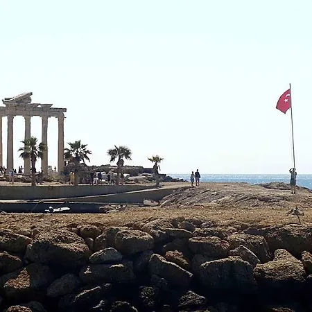 Ξενοδοχείο με διαμερίσματα Begonville 4*
