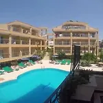 贝格安维尔公寓式酒店 4*
