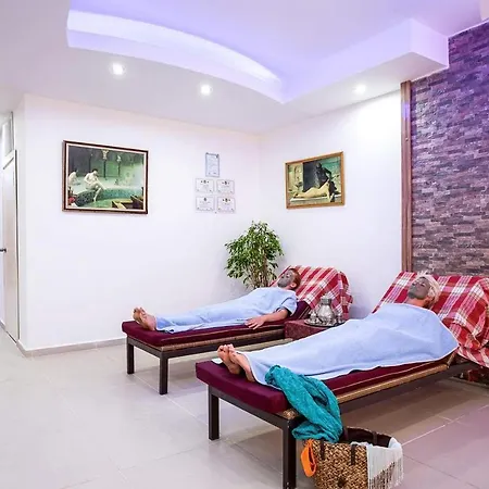 Begonville Apartahotel